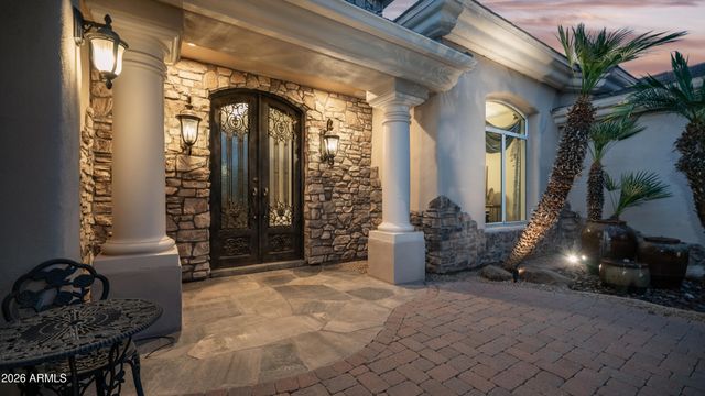 2538 E PAGE Court, Gilbert, AZ 85234