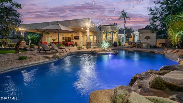 2538 E PAGE Court, Gilbert, AZ 85234