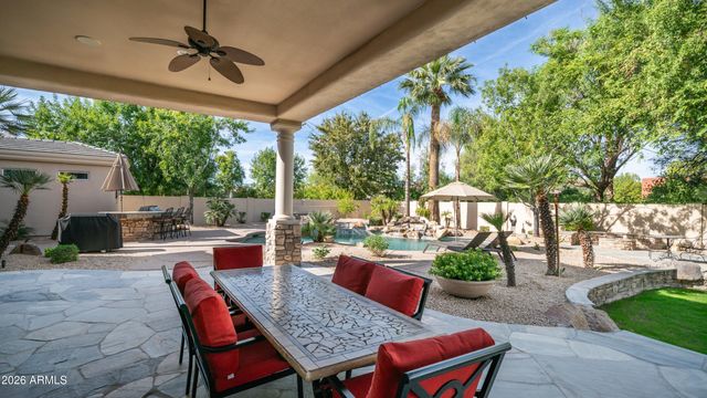 2538 E PAGE Court, Gilbert, AZ 85234