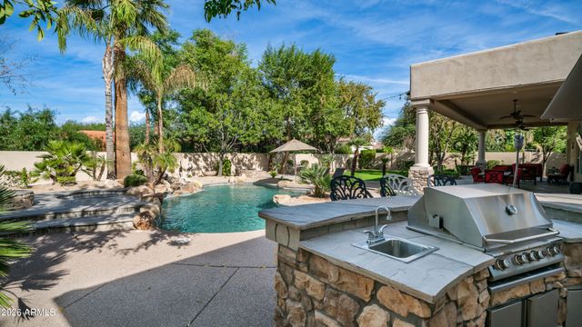 2538 E PAGE Court, Gilbert, AZ 85234