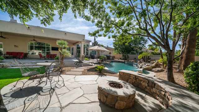 2538 E PAGE Court, Gilbert, AZ 85234