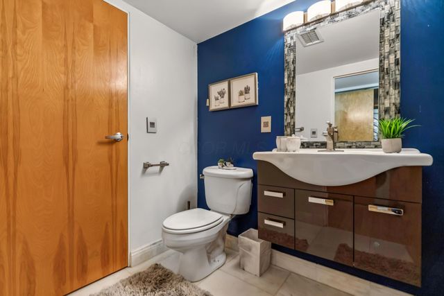 106 N High Street, 205, Columbus, OH 43215