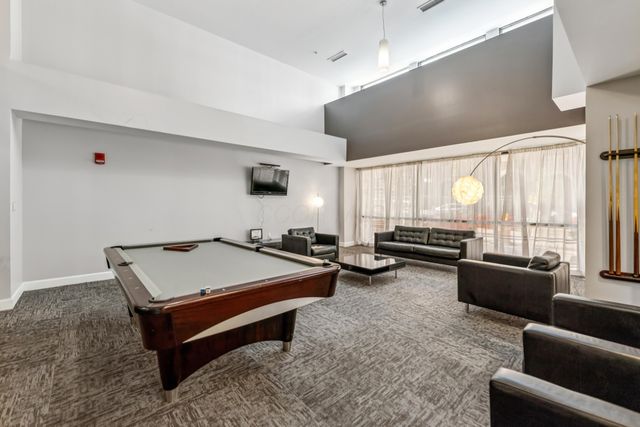 106 N High Street, 205, Columbus, OH 43215