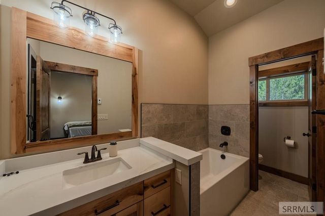 4460 Brody's Cove, Island Park, ID 83429