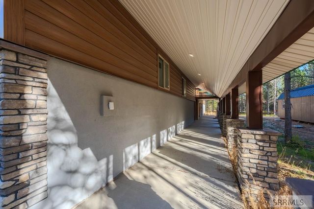 4460 Brody's Cove, Island Park, ID 83429