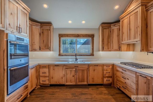 4460 Brody's Cove, Island Park, ID 83429