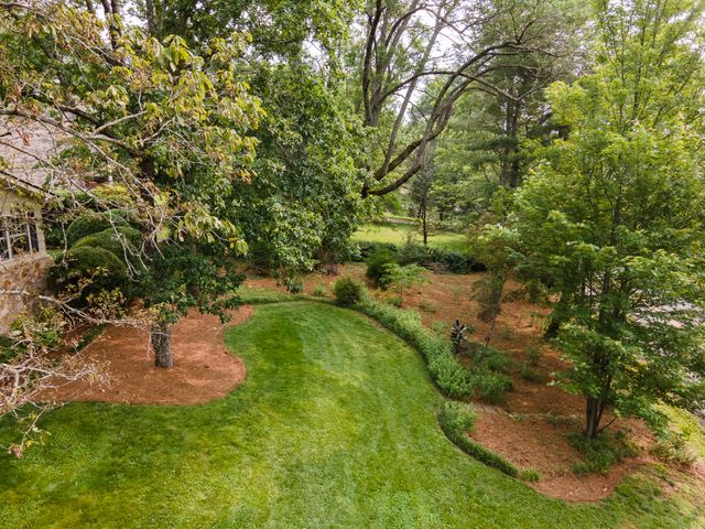 504 Fleetwood Drive, Lookout Mountain, TN 37350