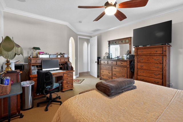 1832 N Vickie Street, Visalia, CA 93291