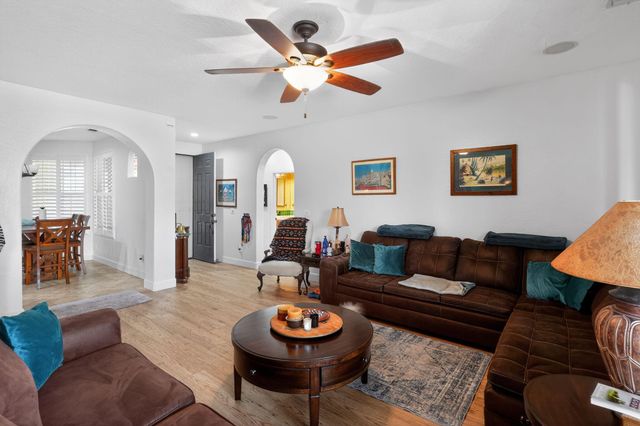 1832 N Vickie Street, Visalia, CA 93291