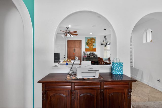 1832 N Vickie Street, Visalia, CA 93291