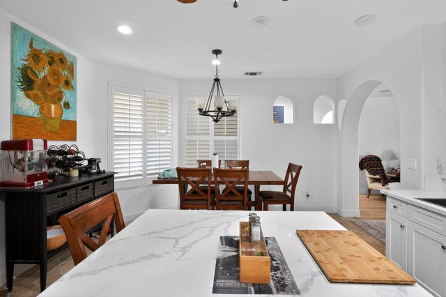 1832 N Vickie Street, Visalia, CA 93291