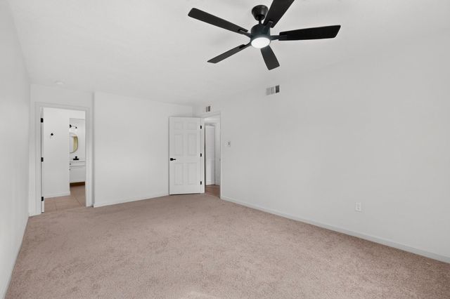 2712 Zickert Road NW, Albuquerque, NM 87104