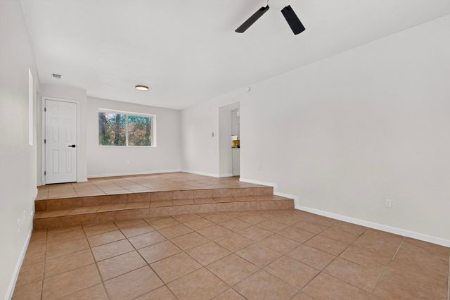 2712 Zickert Road NW, Albuquerque, NM 87104