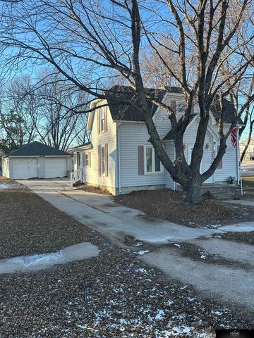 1531 N York Avenue, York, NE 68467