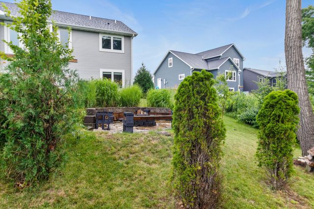 404 Westwood Drive, River Falls, WI 54022