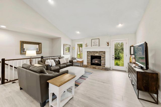 404 Westwood Drive, River Falls, WI 54022