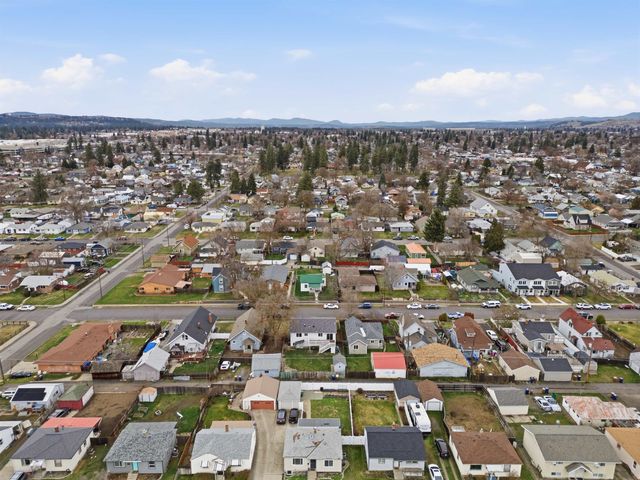 624 Lacrosse Ave, Spokane, WA 99207