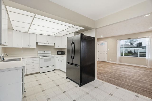 4707 W Princeton Pl, Spokane, WA 99205