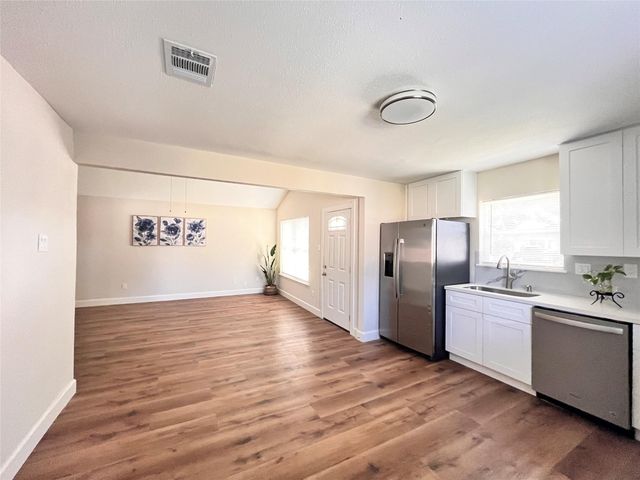 4641 Orange Circle S, Pearland, TX 77581