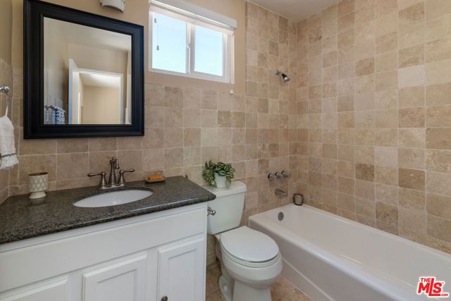 3751 Prestwick Drive, Los Angeles, CA 90027