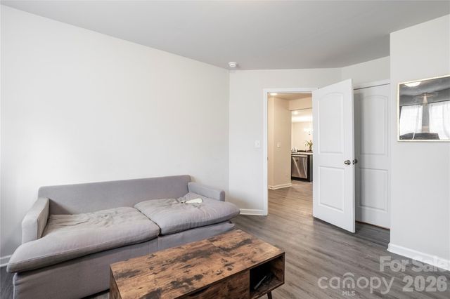 132 Crown Court, Kings Mountain, NC 28086