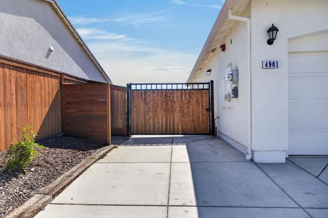 4901 Ambrosia Ct, Roseville, CA 95747