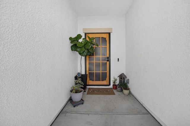 4901 Ambrosia Ct, Roseville, CA 95747