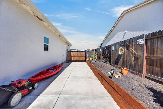 4901 Ambrosia Ct, Roseville, CA 95747