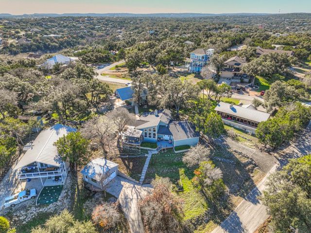 1518 Lakeside DR W, Canyon Lake, TX 78133