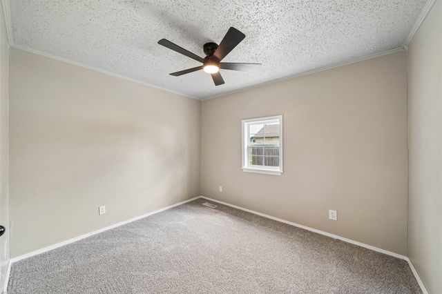 220 E 8th Street, Claremore, OK 74018