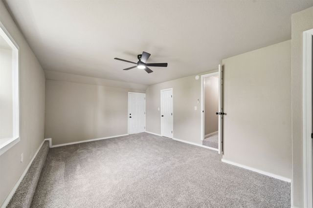 220 E 8th Street, Claremore, OK 74018