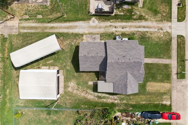 220 E 8th Street, Claremore, OK 74018