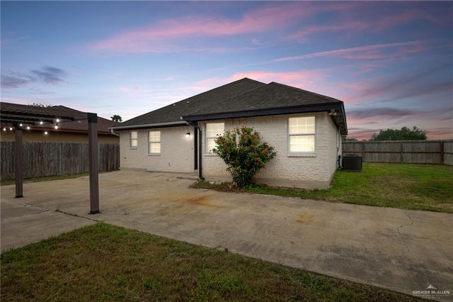 192 Laureles Drive, Elsa, TX 78543