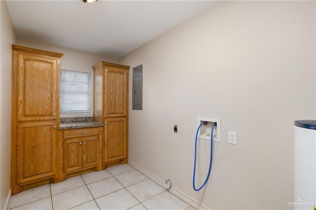 192 Laureles Drive, Elsa, TX 78543
