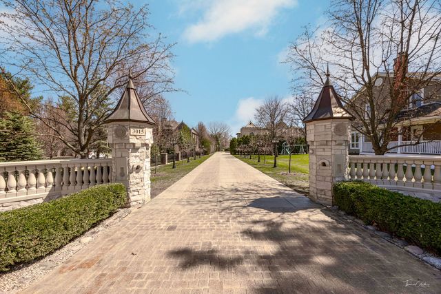 3015 Lincoln Road, Oak Brook, IL 60523