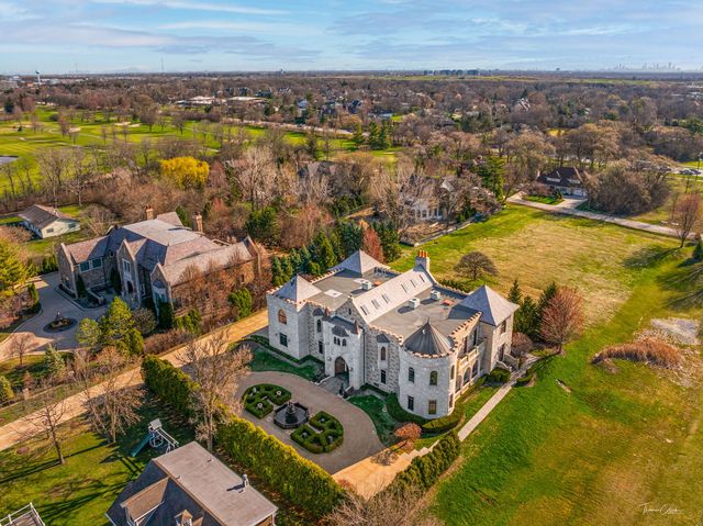 3015 Lincoln Road, Oak Brook, IL 60523
