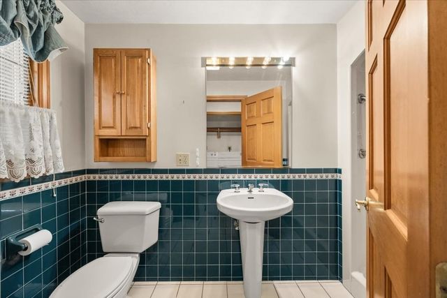 104 Leonard Farm Rd, Abington, MA 02351