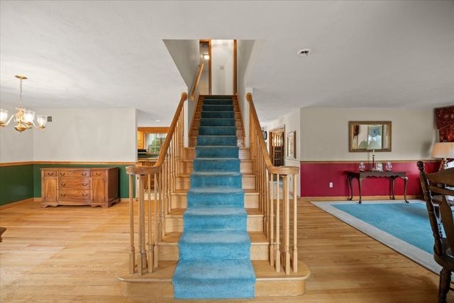104 Leonard Farm Rd, Abington, MA 02351