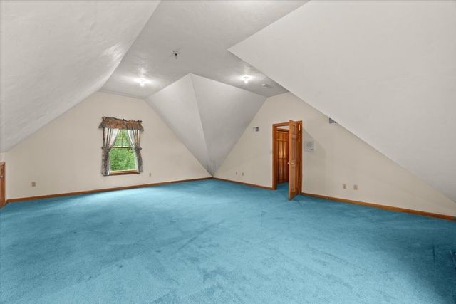104 Leonard Farm Rd, Abington, MA 02351