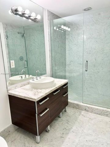 244 Biscayne Blvd 1805, Miami, FL 33132