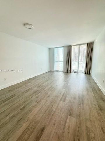 244 Biscayne Blvd 1805, Miami, FL 33132