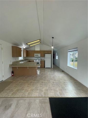 330 Ridgecrest Parkway, Oroville, CA 95966