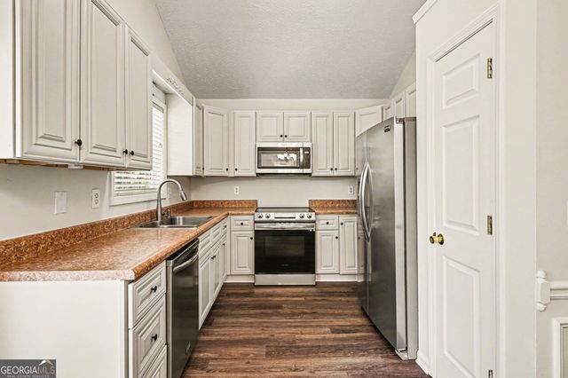 4083 Country Lane, Gainesville, GA 30507