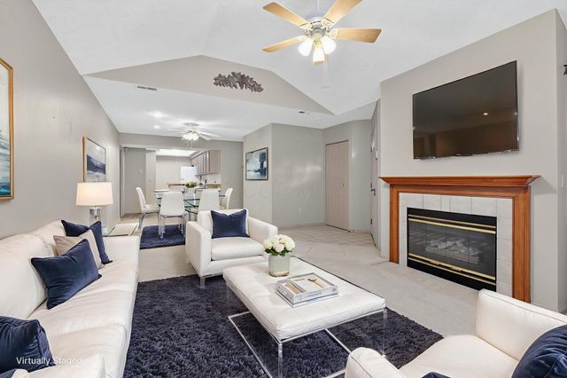 3822 Falls Circle Drive, 23, Hilliard, OH 43026