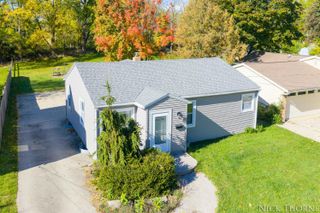 3073 Locke Avenue SW, Grandville, MI 49418