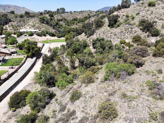 15 Yucca Ct, La Verne, CA 91750