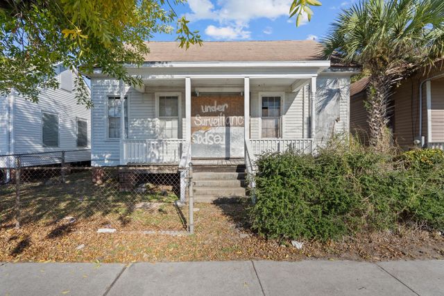 2814 Avenue L, Galveston, TX 77550