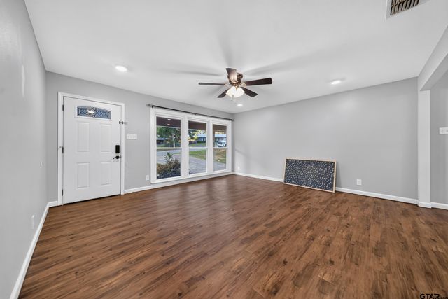 2316 Alta Mira Drive, Tyler, TX 75701