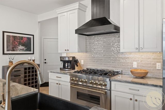 1240 Lazy M Circle, Red Lodge, MT 59068