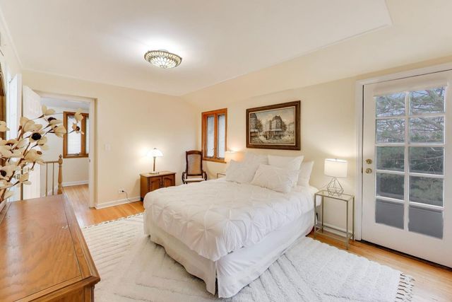 6621 N Keating Avenue, Lincolnwood, IL 60712